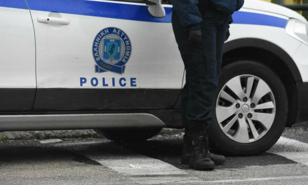 Κρήτη: 20 χρονος δάγκωσε αστυνομικο στο πηγούνι και του έκοψε κομμάτι